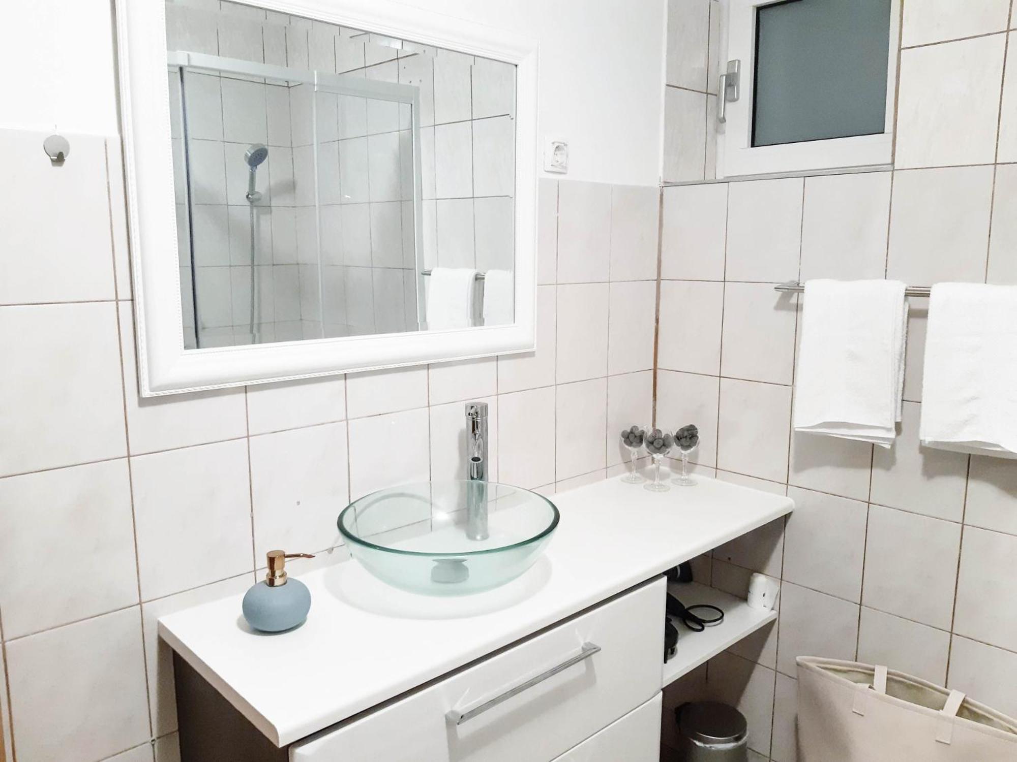 Villa Hillside Apartment Есенице Экстерьер фото